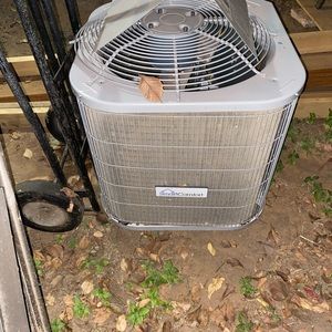 1 ton AC unit asking $200